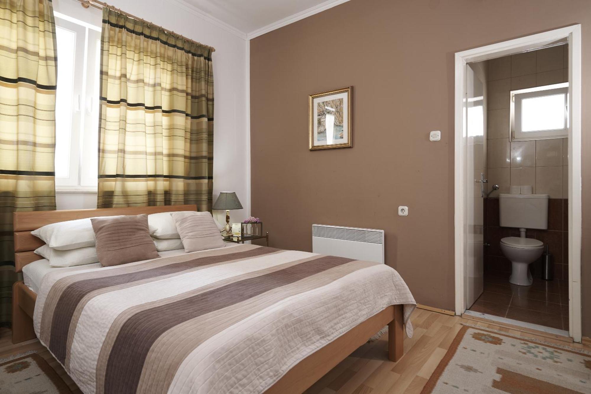 Hotel Pansion Rose Mostar Exterior foto